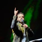 No palco do Oscar, fundador do evento solidário Arrasta Para Cima receberá o prêmio Destaque Empreendedor de 2022