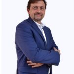 Como a tecnologia pode ajudar os professores a identificarem problemas com os estudantes – Por : Luiz Alexandre Castanha, administrador de empresas com especialização em gestão de conhecimento e storytelling aplicado à educação, coautor do livro “Olhares para os Sistemas” e é CEO da NextGen Learning.