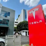 Lucro da Tesla tem queda anual de 24% no 1º tri, para US$ 2,5 bilhões