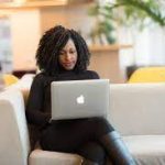 61,1% das mulheres pretas perderam seus empregos no último ano, mostra pesquisa
