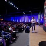 Evento de contabilidade premia melhores do ano com viagem para a Disney, iPhone e MacBook