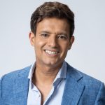 Qual o momento certo para aumentar o salário dos colaboradores? – Por: Rica Mello é apaixonado por gestão, números, estratégia e pessoas. Dedicou uma década auxiliando grandes empresas como consultor estratégico da McKinsey e Bain & Company antes de criar seus próprios negócios.