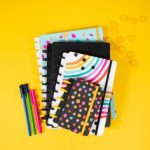 Do papel a tecnologia: papelaria fatura milhões através do digital e de produtos personalizados