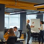 Franquias de coworking são opções estáveis com faturamento médio mensal de R$ 305 Mil