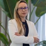 Pais modernos: desafios e conquistas na busca pela equidade familiar – Por: Nathalia de Paula é psicanalista clínica e educadora parental especializada em terapia emocional de famílias e terapia integrativa do sono infantil. Além disso, ela é co-fundadora e gestora do Instituto Lumina Educacional desde 2017, uma escola de ensino regular com educação infantil e fundamental.