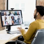 Segundo pesquisa PageGroup, 75% dos profissionais entrevistados no Brasil elegem o modelo híbrido como o fator mais importante da flexibilidade no emprego