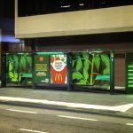 McDonald’s instala horta vertical na Av. Paulista para promover seu restaurante mais sustentável do Brasil