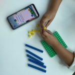 Com foco na transformação digital, a maior fábrica de Materiais Pedagógicos de Matemática do Brasil lança aplicativo que integra o mundo físico e digital