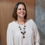 A Urgência de Adotar Novos Modelos de Liderança para o Futuro das Organizações – Por: Patrícia Ansarah – Precursora do conceito de segurança psicológica no Brasil, a psicóloga organizacional Patricia Ansarah – com mais de 20 anos atuando em RH e como executiva de grandes empresas – criou o instituto para endossar o pioneirismo e dar visibilidade ao tema no Brasil e levar soluções integradas por meio da segurança psicológica para o desenvolvimento de times e organizações.