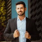 “O corretor do futuro não vende imóveis — ele estrutura patrimônio”, diz especialista em mercado imobiliário Bruno Cassola