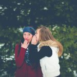 3 formas de usar a fofoca para fortalecer a liderança