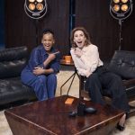 Fernanda Torres entrevista Rebeca Andrade em estreia de série do Itaú sobre bem-estar financeiro