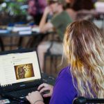 Brasil registra crescimento de 282% em matrículas em IA Generativa segundo Coursera