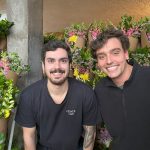 Startup que começou com assinatura de flores chega a 27 cidades do país apostando em parcerias locais