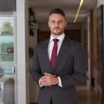 Nova lei endurece punição para crimes sexuais contra mulheres e pode reduzir impunidade, avalia criminalista