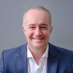 O Networking de Milhões (Não deixe de perder) – Por – Artemus Alachev,Criador do método de Gestão de Cultura DNA Organizacional® Artemus Alachev vem impactando empresas, líderes e profissionais transformando culturas de dentro para fora, respeitando e fortalecendo seus valores e crenças e fazendo com que pessoas desejem trabalhar na organização com alegria, realização e engajamento lucrativo.