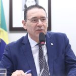 Frente Parlamentar da Indústria de Máquinas e Equipamentos alerta: projeto da escala 6×1 pode provocar colapso econômico e social no Brasil